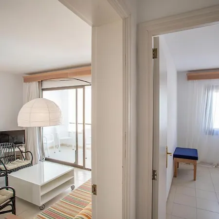 Lemar Apartment *